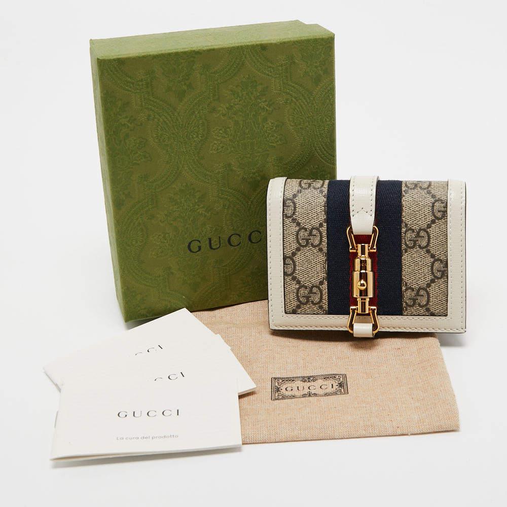 Gucci Beige/Off White GG Supreme Canvas and Leather Jackie 1961 Compact Wallet 8