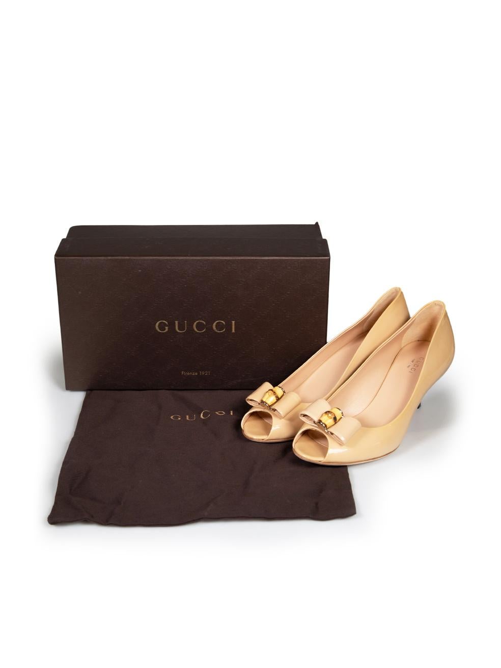 Gucci Beige Patent Leather Bamboo Accent Heels Size IT 38 For Sale 2
