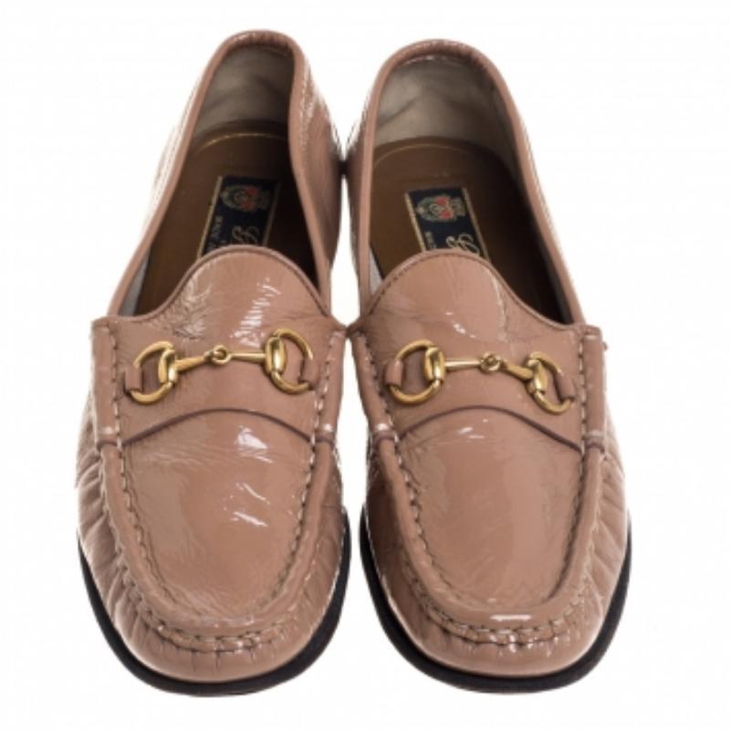 Gucci Beige Patent Leather Horsebit Slip On Loafers Size 38 For Sale 3