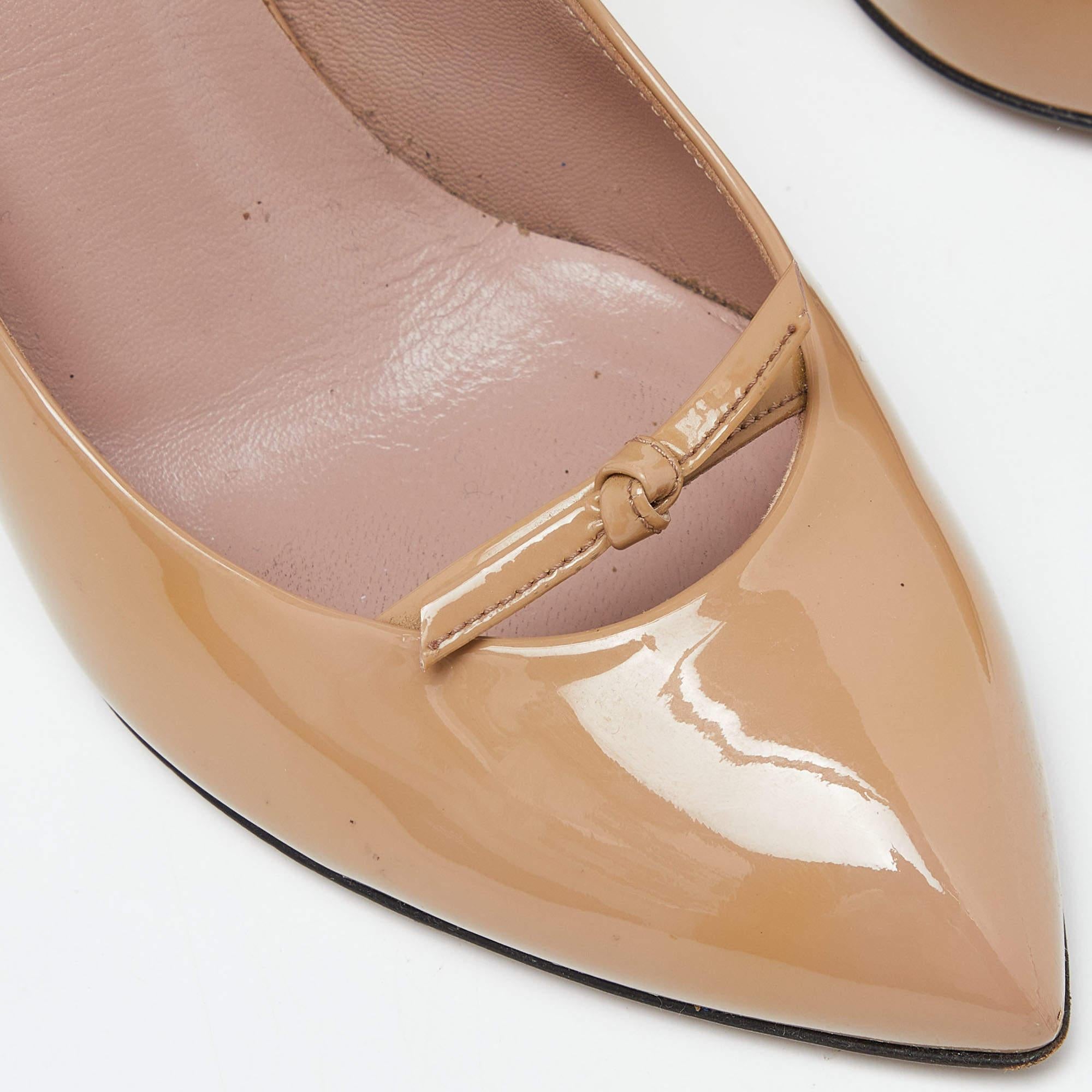 Gucci Beige Patent Leather Knotted Bow Detail Pumps Size 37 For Sale 2