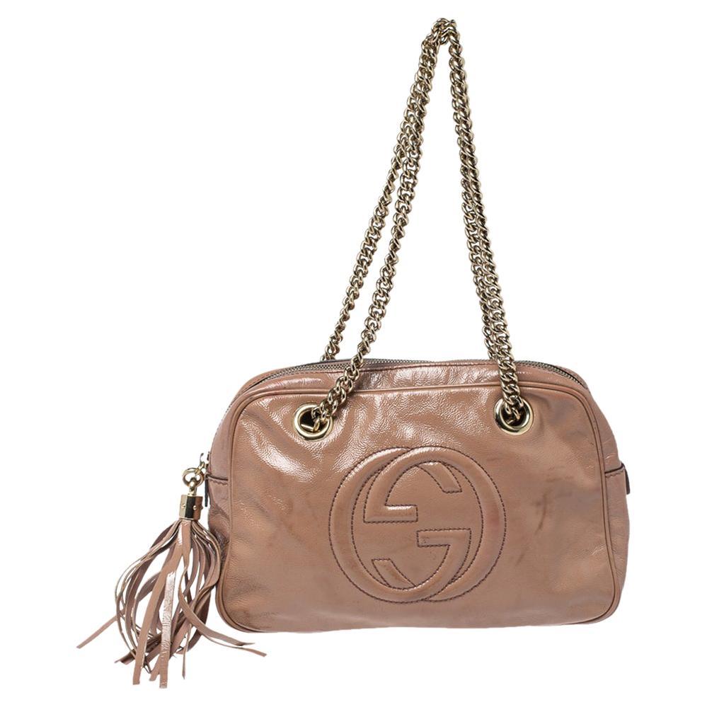 Gucci Beige Patent Leather Large Soho Chain Shoulder Bag For Sale at 1stDibs | gucci tote, large soho tote, gucci soho shoulder bag