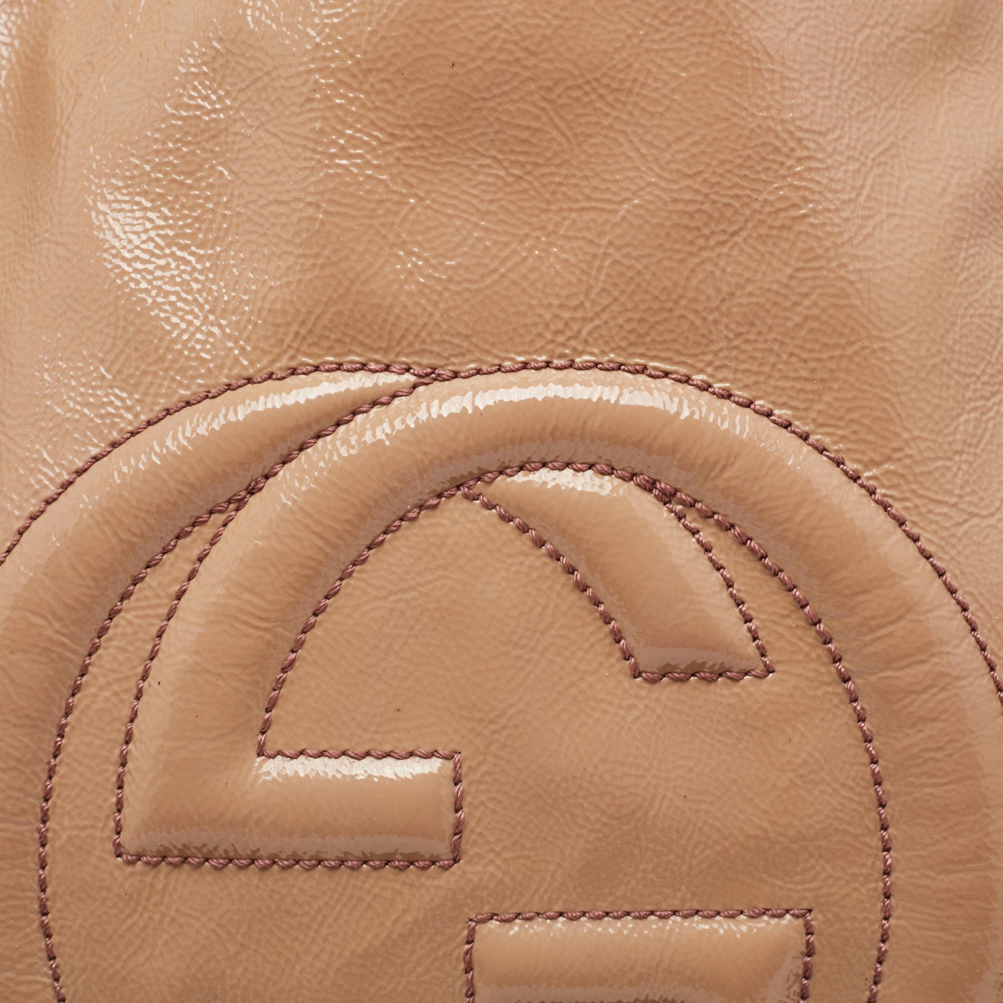 Gucci Beige Patent Leather Medium Soho Chain Tote 9