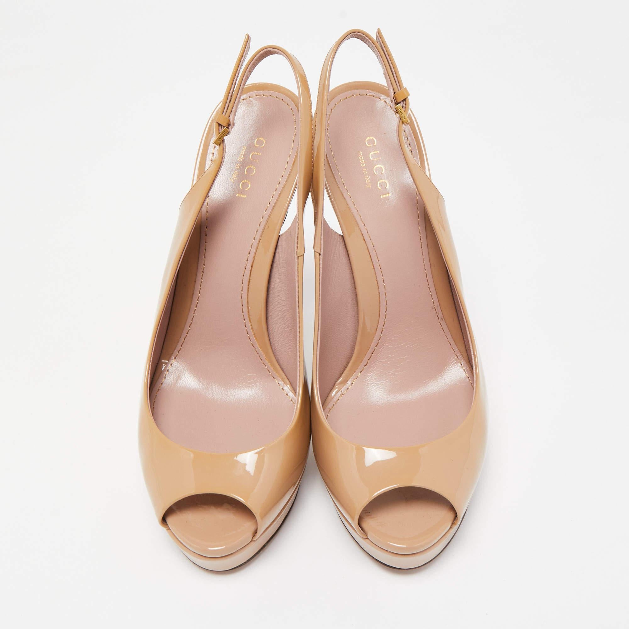 Gucci Beige Patent Leather Peep Toe Platform Slingback Sandals Size 36.5 In Good Condition In Dubai, Al Qouz 2