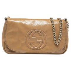 Gucci Beige Patent Leather Soho Flap Shoulder Bag