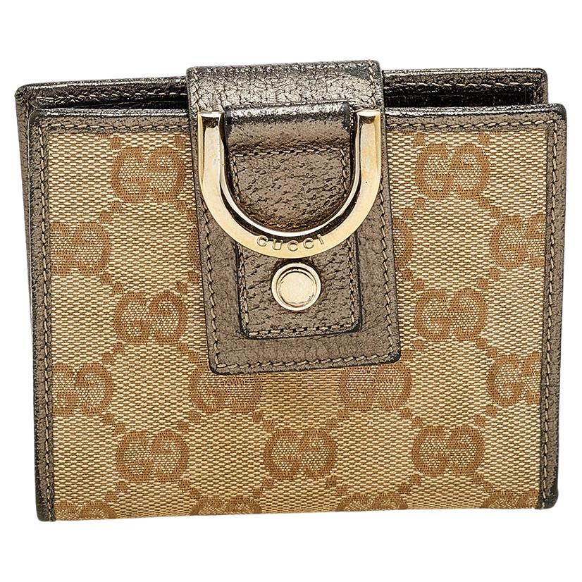 Gucci Beige/Pewter GG Canvas and Leather D Ring Compact Wallet For Sale