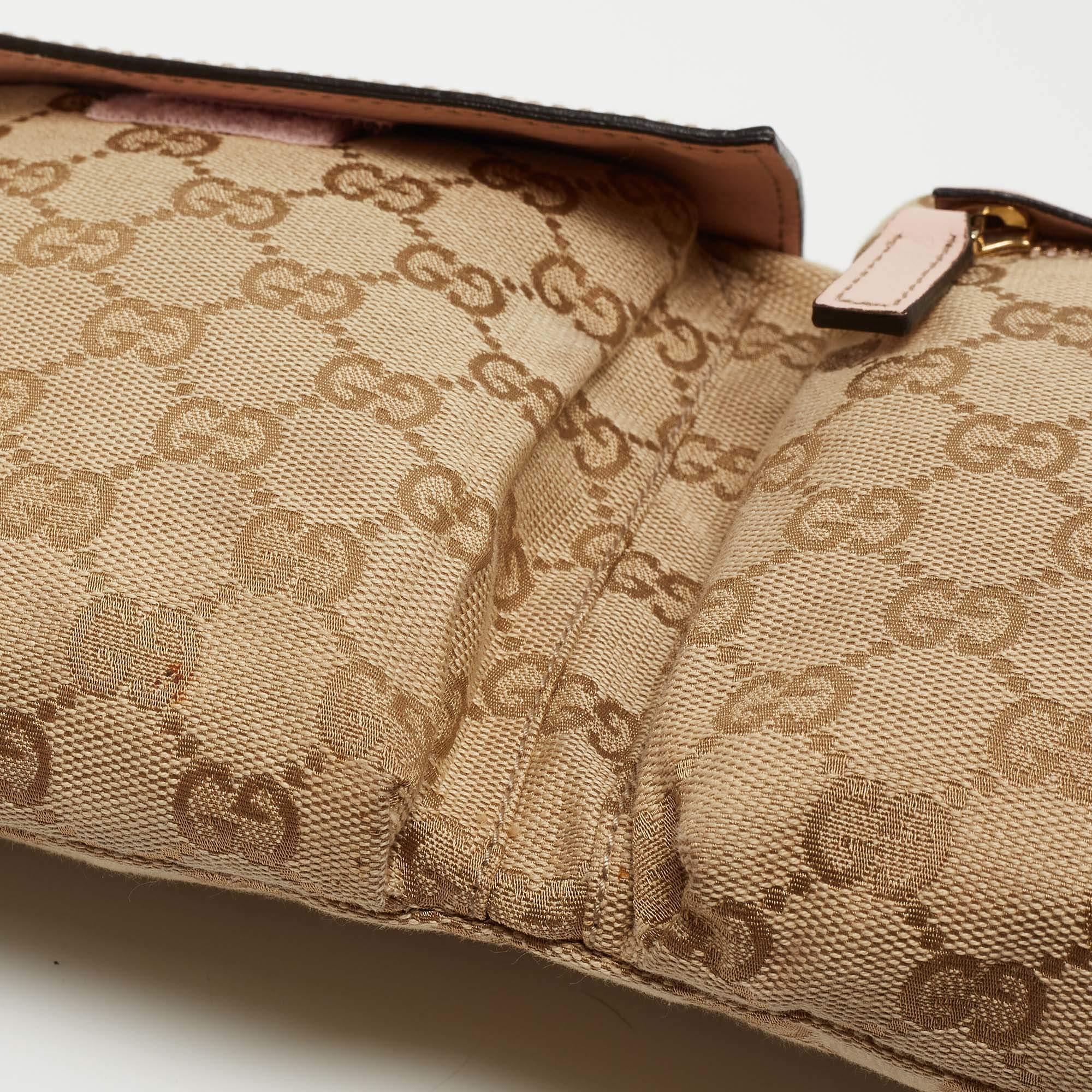 Gucci Gürteltasche aus Segeltuch und Leder mit doppelter Tasche in Beige/Rosa im Angebot 11