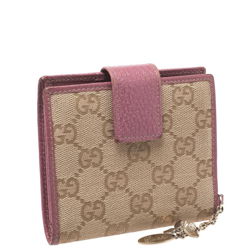 Gucci Beige/Pink GG Canvas Compact Wallet In Good Condition In Dubai, Al Qouz 2