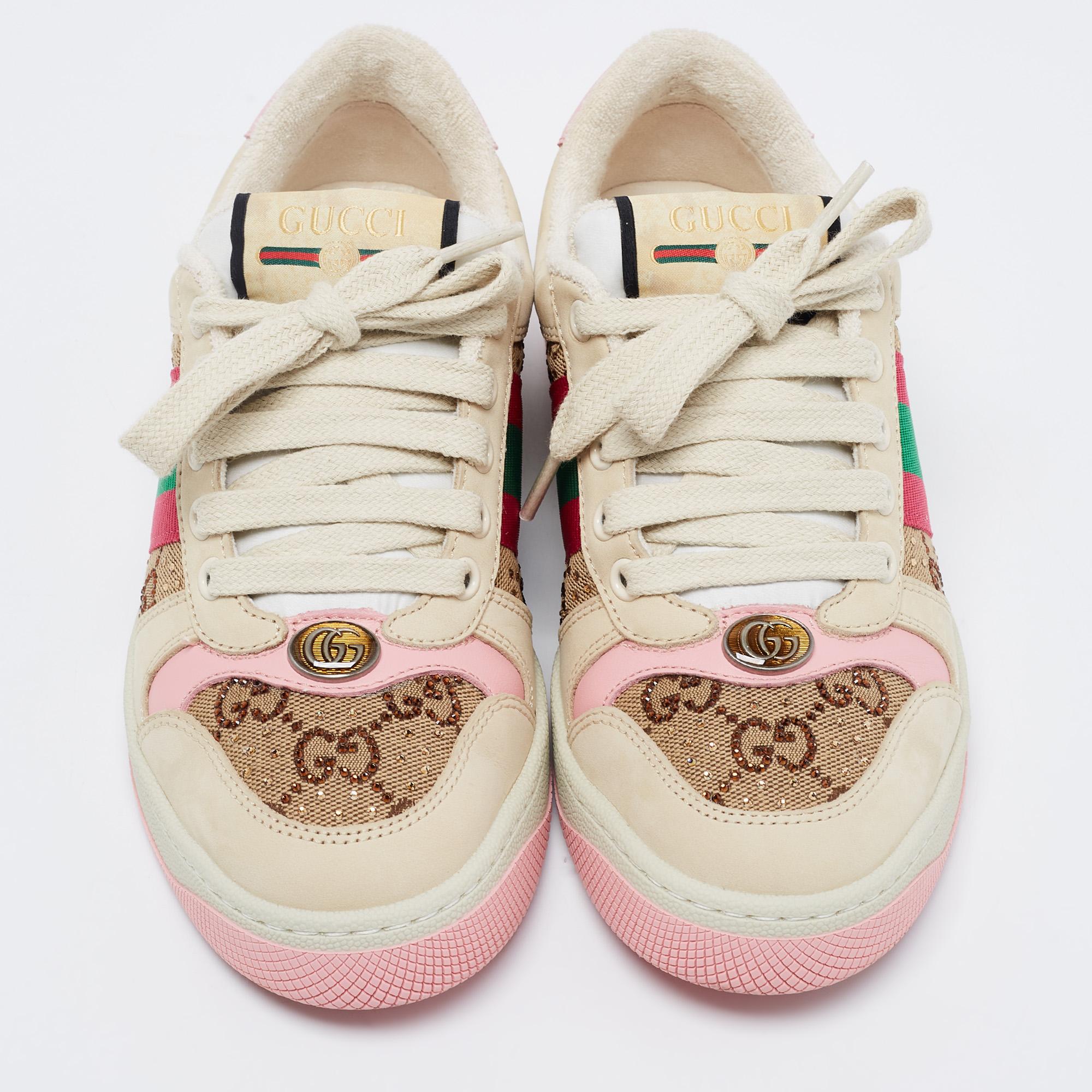 These Gucci sneakers will add an edgy-sporty vibe to your outfit. Created from canvas and nubuck leather, they are made eye-catching with embellishments, and the Web stripe detailing marks the heritage of the brand. The rubber soles and lace-up