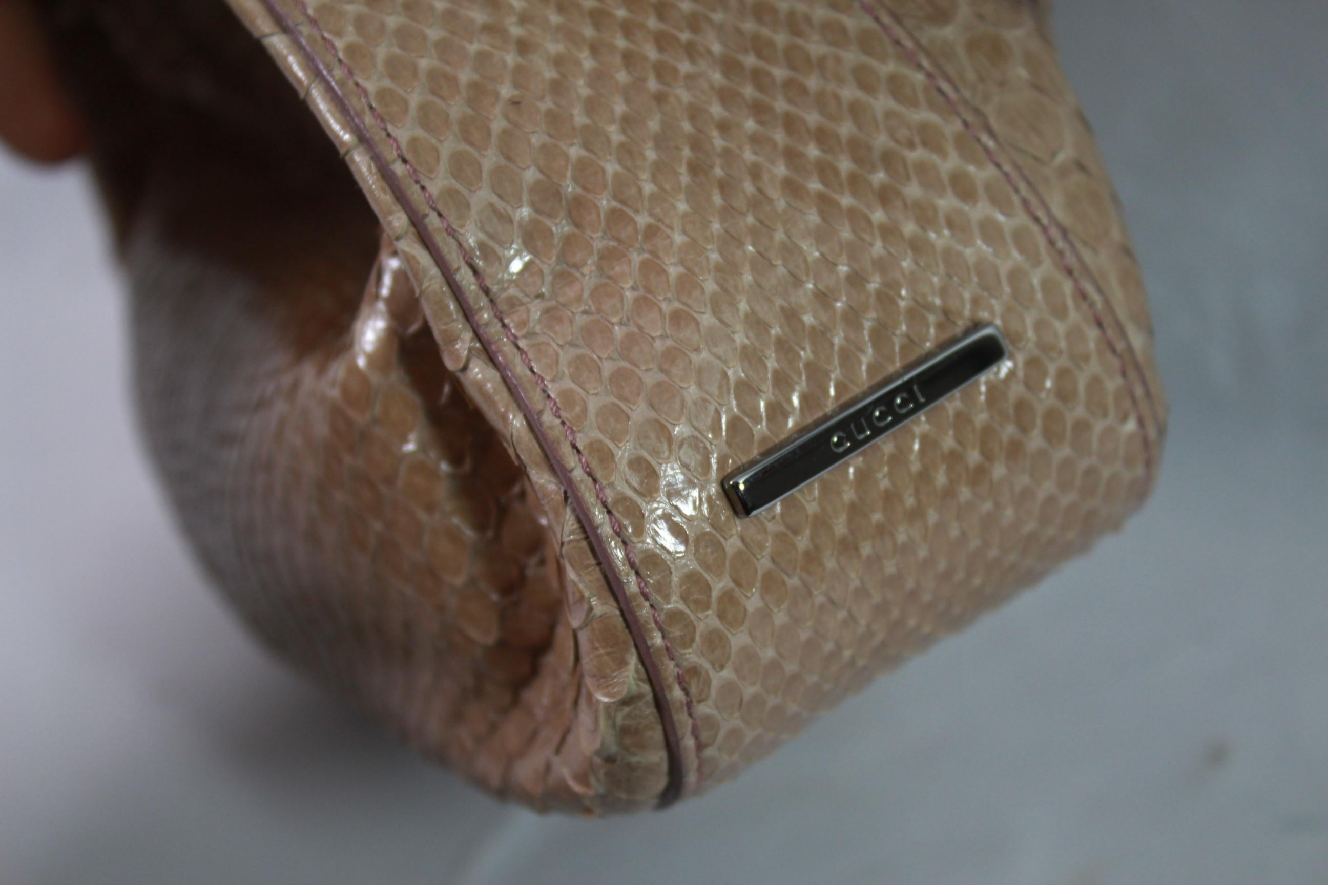 Women's or Men's Gucci Beige / Pink Mini  Handbag in Python Leather