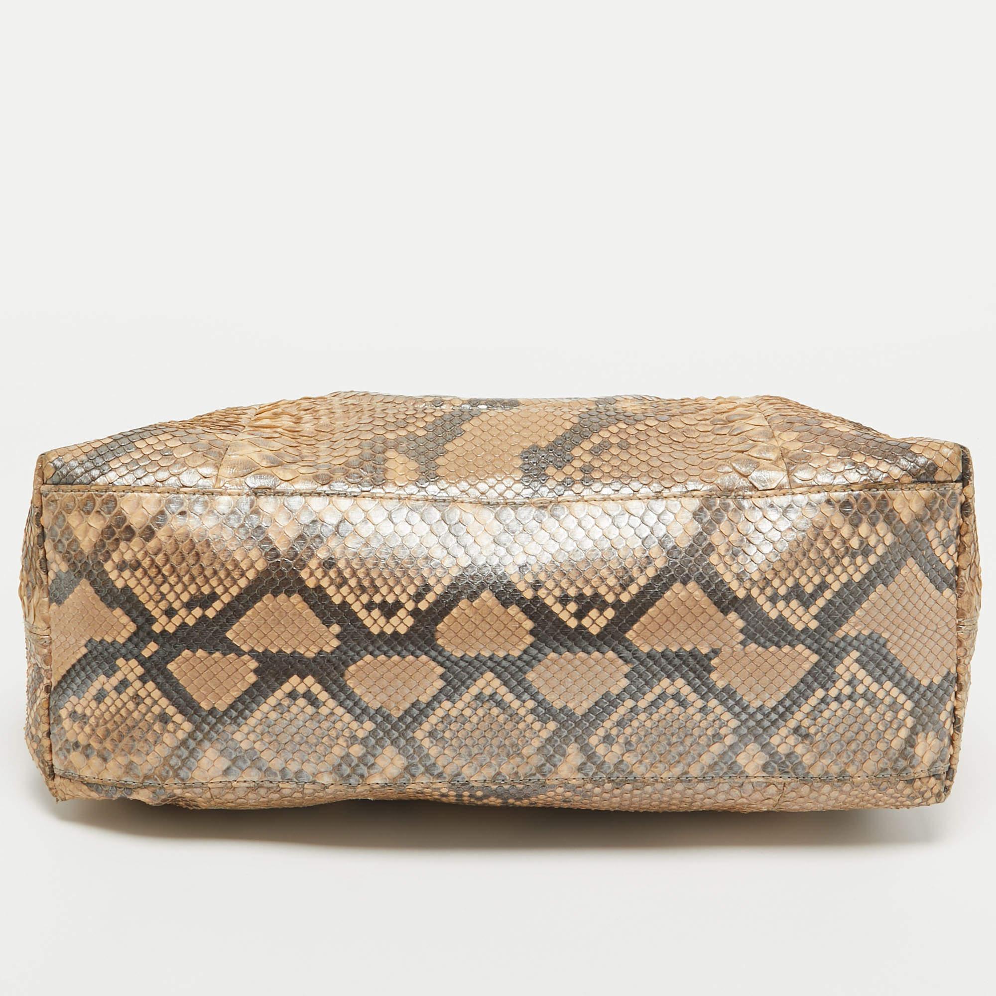 Gucci Beige Python Medium Chain Soho Shoulder Bag For Sale 1