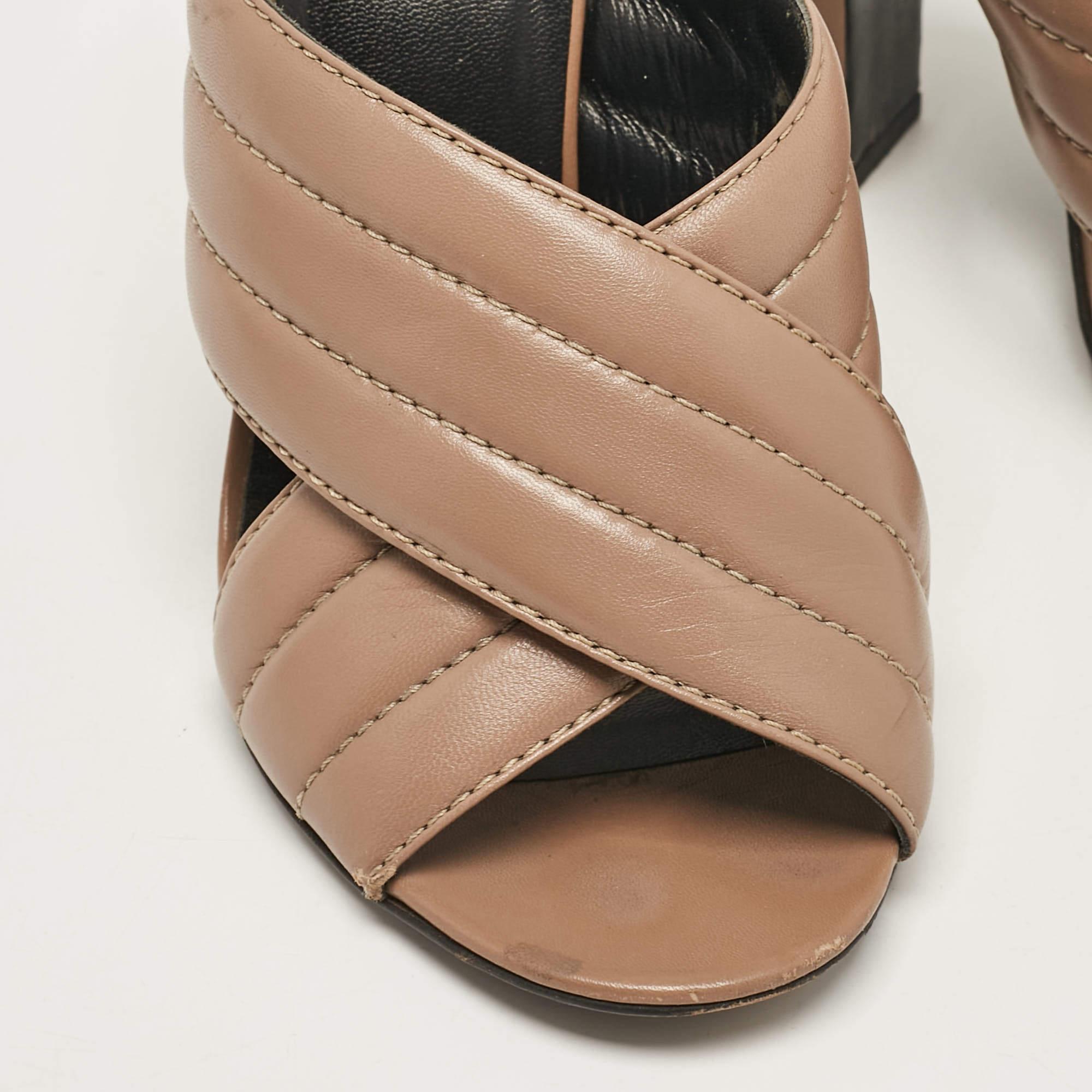 Gucci Beige Quilted Leather Webby Slide Sandals Size 40 3