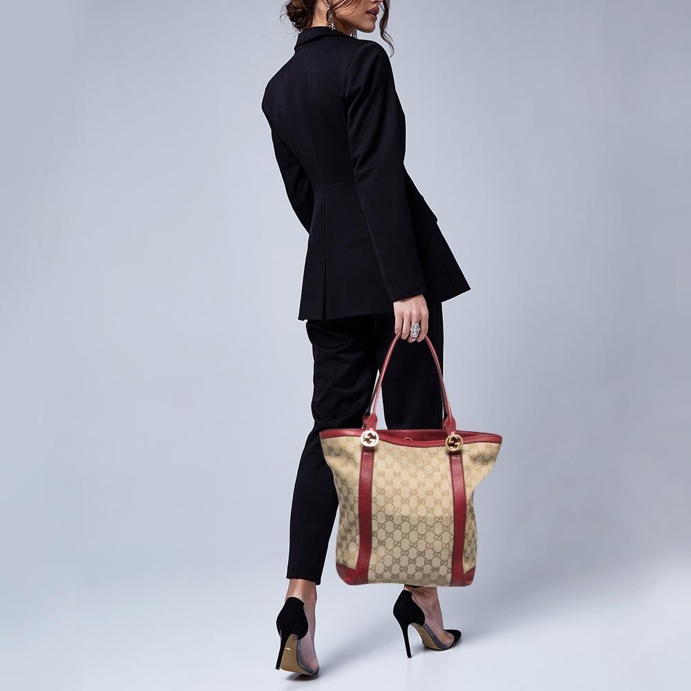 Gucci Beige/Red GG Canvas and Leather GG Interlocking Shopper Tote In Good Condition In Dubai, Al Qouz 2