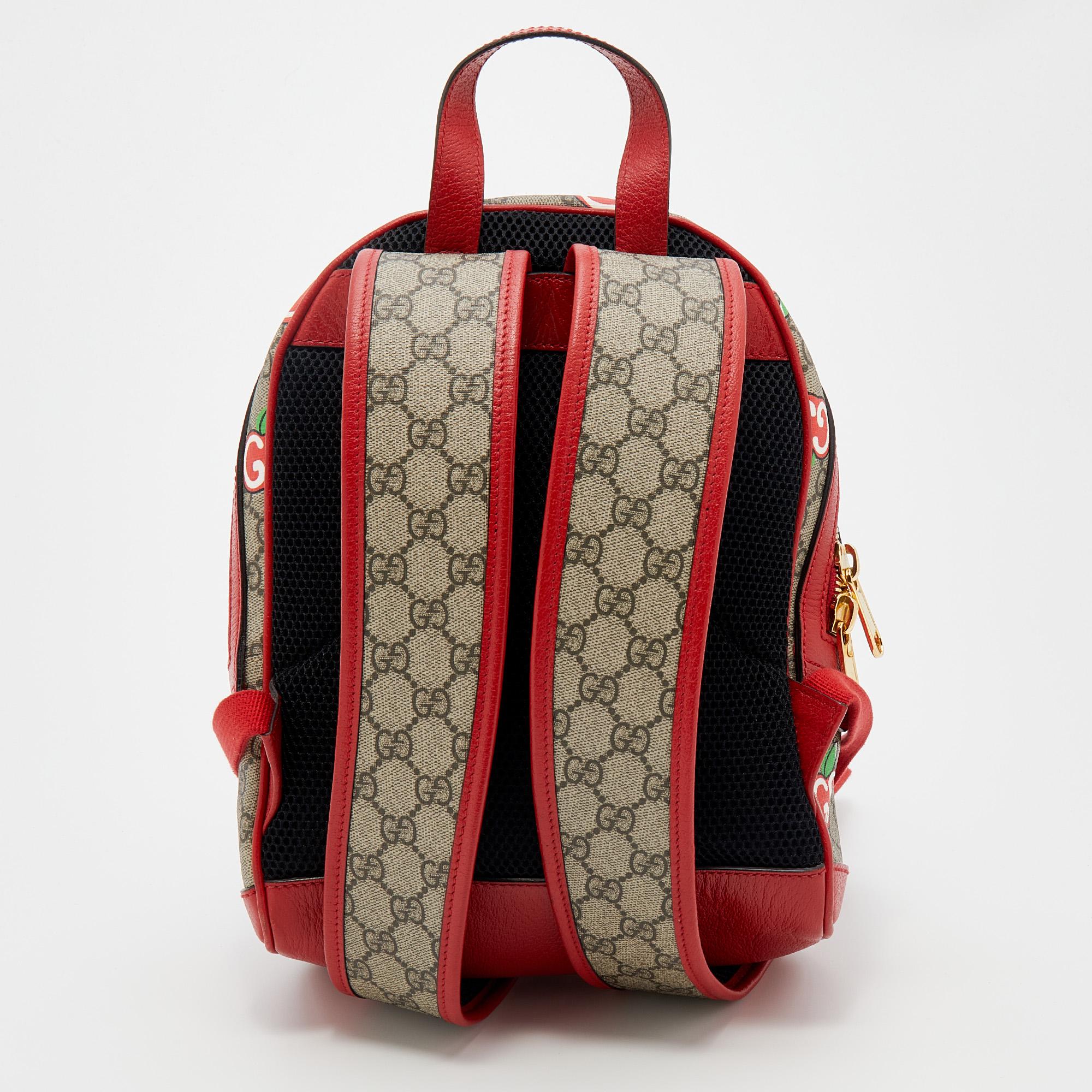Created from GG Supreme canvas and leather, this pretty backpack features signature details, gold-tone hardware, and two shoulder straps. The front pocket and a spacious canvas interior make this Gucci backpack ideal for long travels and daily