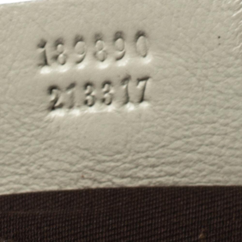 Gucci Beige/White GG Canvas and Leather Medium Horsebit Nail Dome Satchel In Good Condition In Dubai, Al Qouz 2