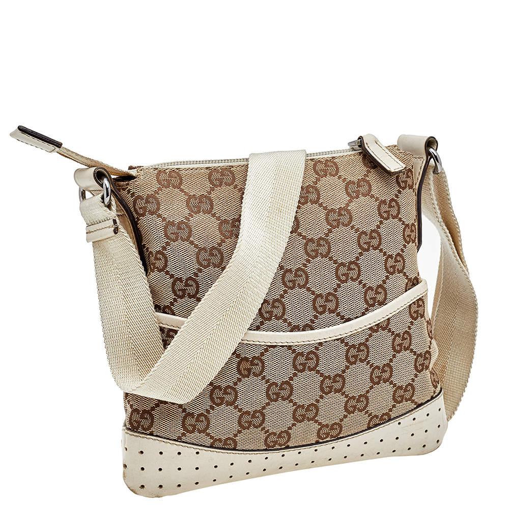 Gucci Beige/White GG Signature Canvas And Perforated Leather Messenger Bag In Good Condition In Dubai, Al Qouz 2