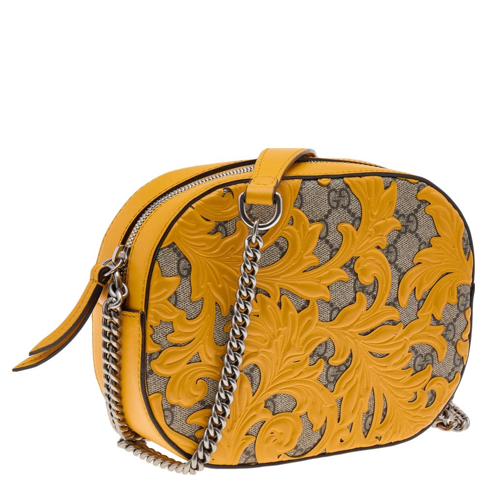 Gucci Beige/Yellow GG Supreme Canvas And Leather Arabesque Mini Chain Bag In Good Condition In Dubai, Al Qouz 2