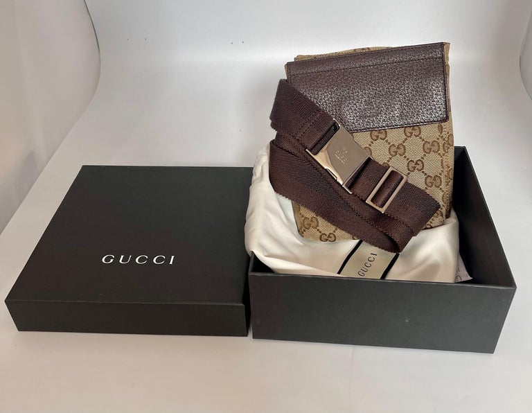 Gucci Brown Canvas GG Supreme Belt Bag Gucci
