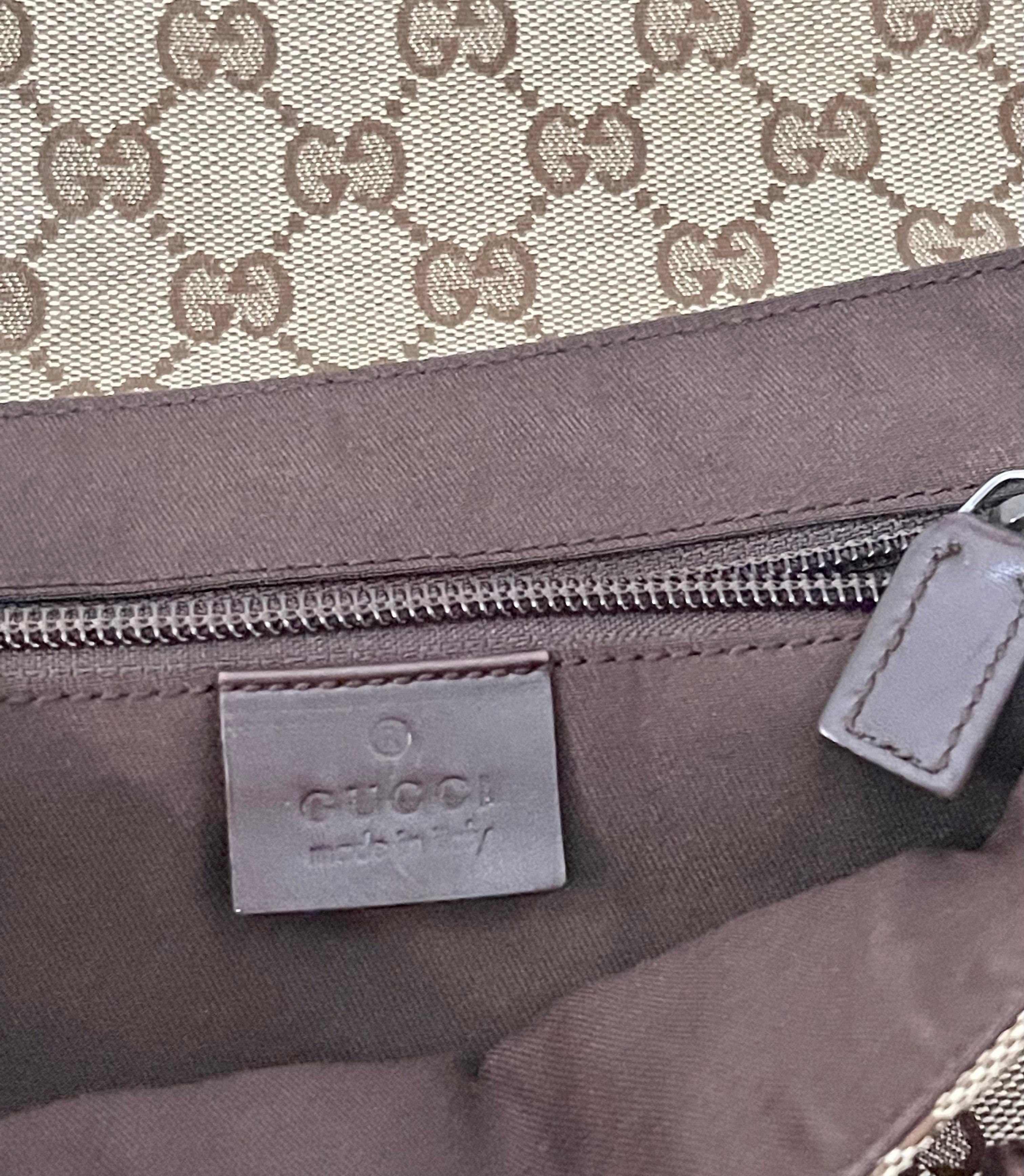 Gucci Gürtel Monogramm Web Doppeltasche Braun GG Supreme Canvas Cross Body Bag im Zustand „Hervorragend“ im Angebot in New York, NY