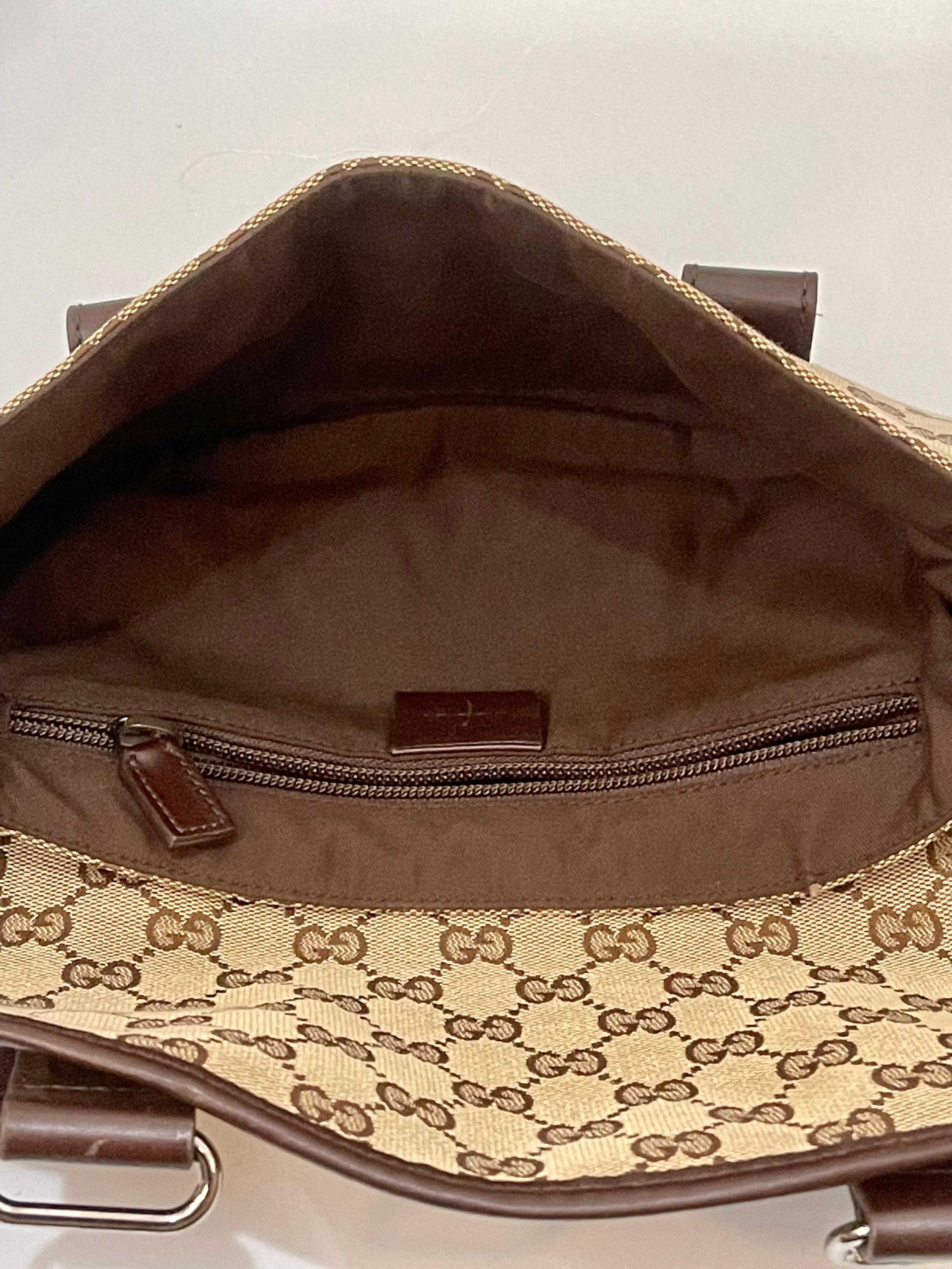 Gucci Gürtel Monogramm Web Doppeltasche Braun GG Supreme Canvas Cross Body Bag für Damen oder Herren im Angebot