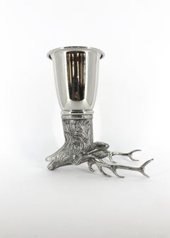 Gucci-Steigbügelbecher mit versilbertem Hirschkopf aus Metall