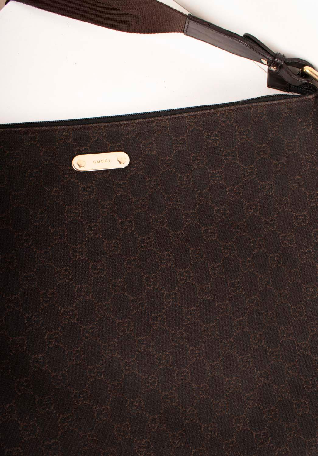 Men's Gucci Big Monogram GG Men Messenger Bag Large For Sale