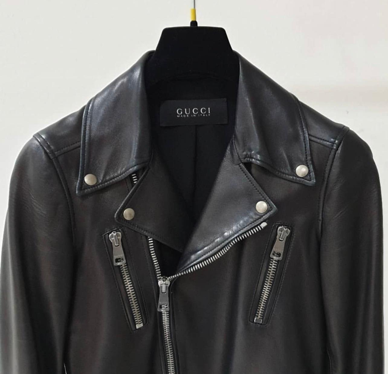 Gucci Bird Embellished-Back Leather Biker Jacket IT 38 In Good Condition In Krakow, PL