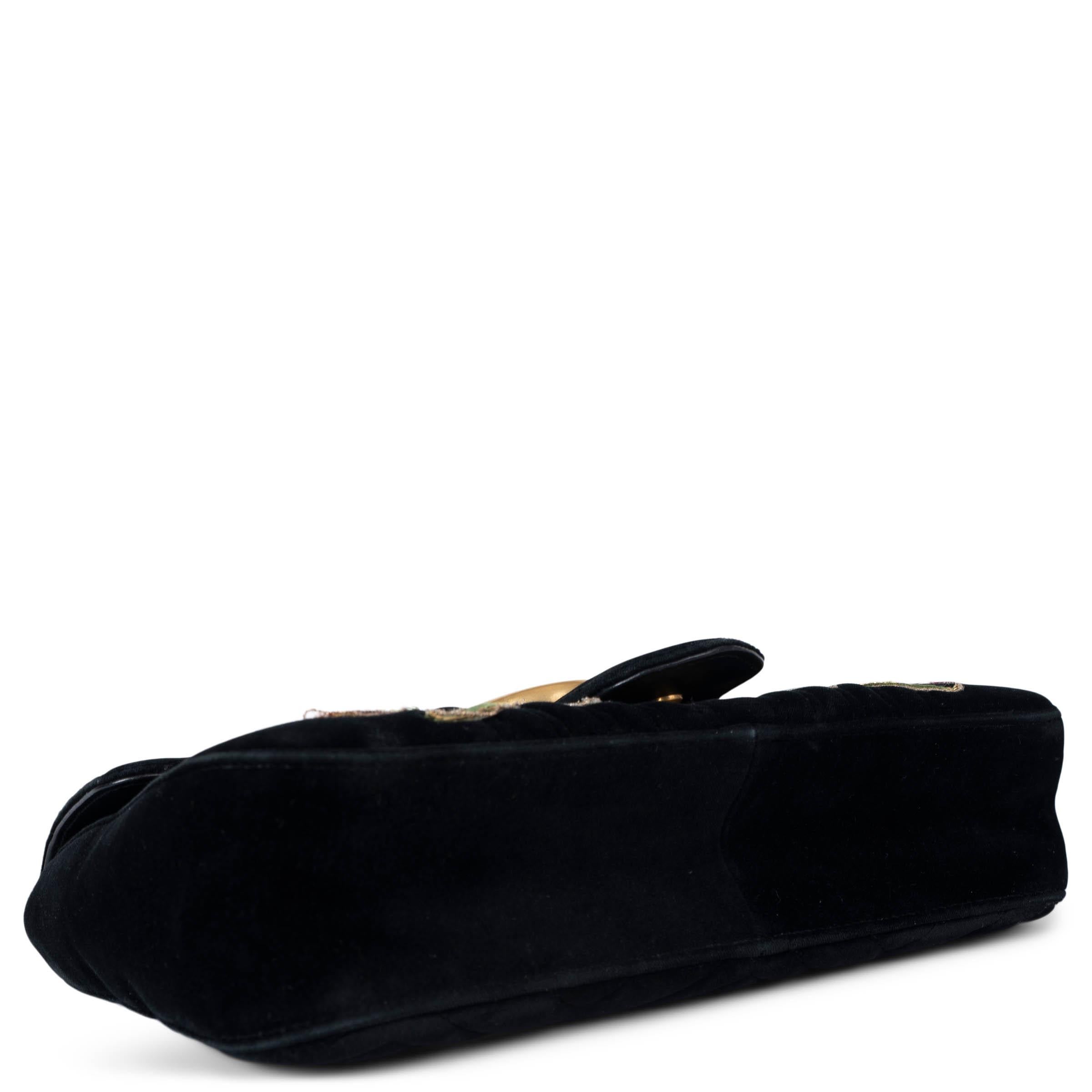 GUCCI black 2017 GG MARMONT MEDIUM LOVED VELVET Shoulder Bag In Fair Condition For Sale In Zürich, CH