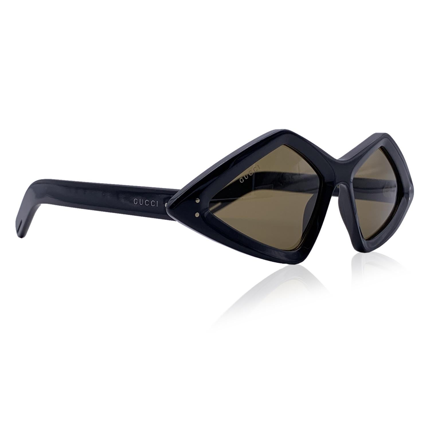 Gucci Sunglasses Model GG0496S - 001. Black acetate frame. Gucci signatures on temples. Original brown lenses. Mod & refs: GG0496S - 001 - 59/18 - 145. Made in Italy

Details

MATERIAL: Acetate

COLOR: Black

MODEL: GG0496S

GENDER: Women

COUNTRY