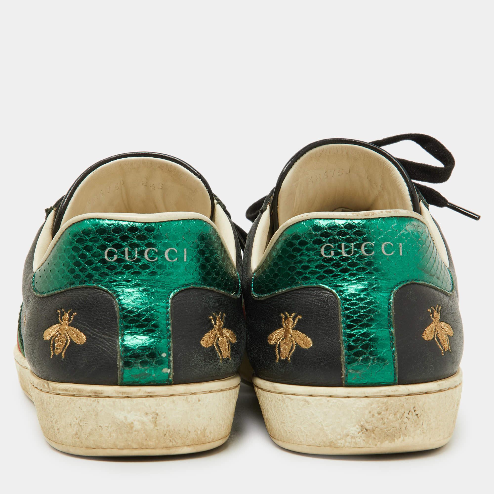 Gucci Negro Abeja & Estrella Bordado Cuero Ace Low Top Sneakers Talla 42.5 en venta 1