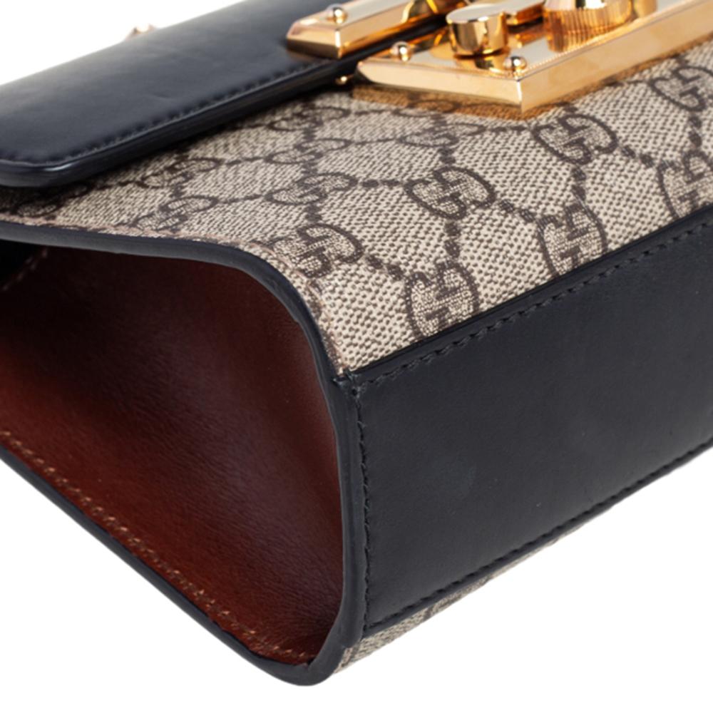 Gucci Schwarz/Beige GG Supreme Umhängetasche aus Segeltuch und Leder mit Vorhängeschloss 6