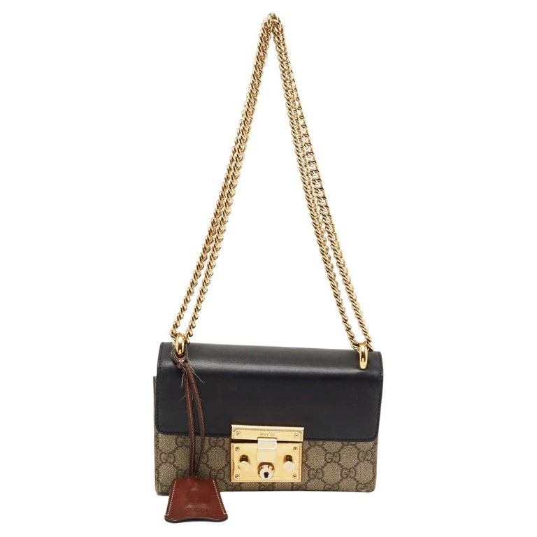 Aan boord Trottoir Buitenland Gucci Black/Beige GG Supreme Canvas and Leather Small Padlock Shoulder Bag For Sale at 1stDibs Aan boord Trottoir Buitenland Gucci Black/Beige GG Supreme Canvas and Leather Small Padlock Shoulder Bag For Sale at 1stDibs