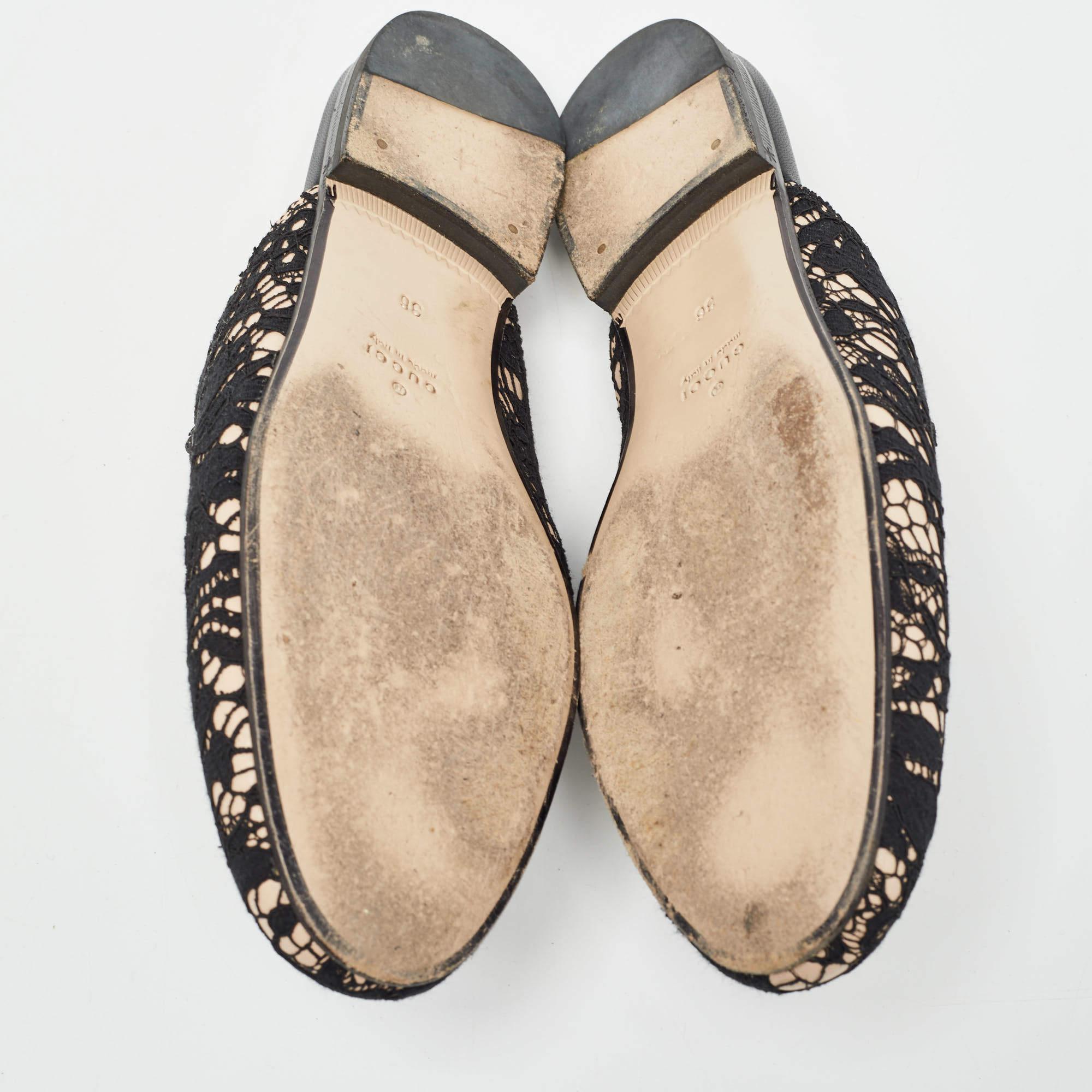 Gucci - Mules Princetown noires et beiges en maille et dentelle, taille 36 1