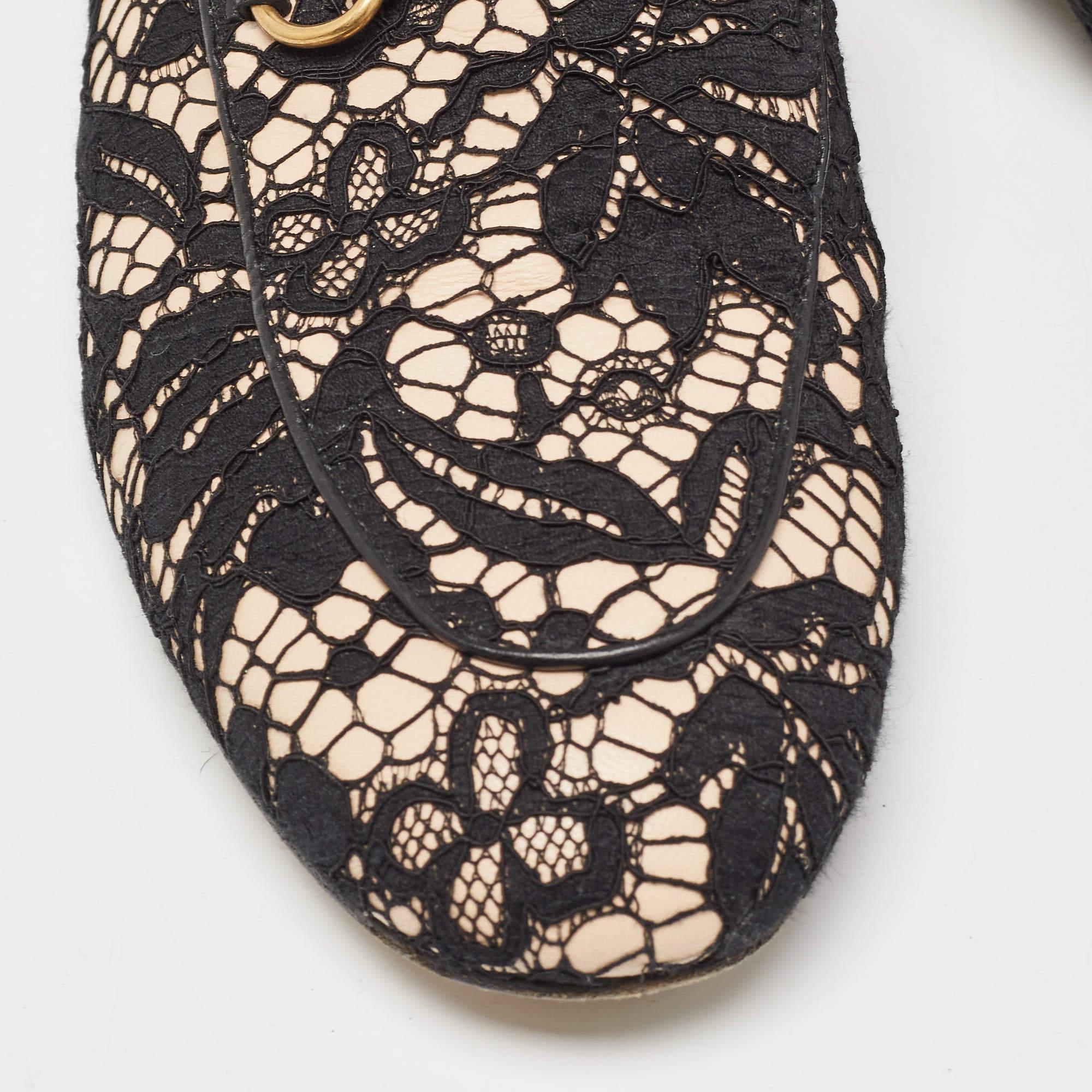 Gucci - Mules Princetown noires et beiges en maille et dentelle, taille 36 2