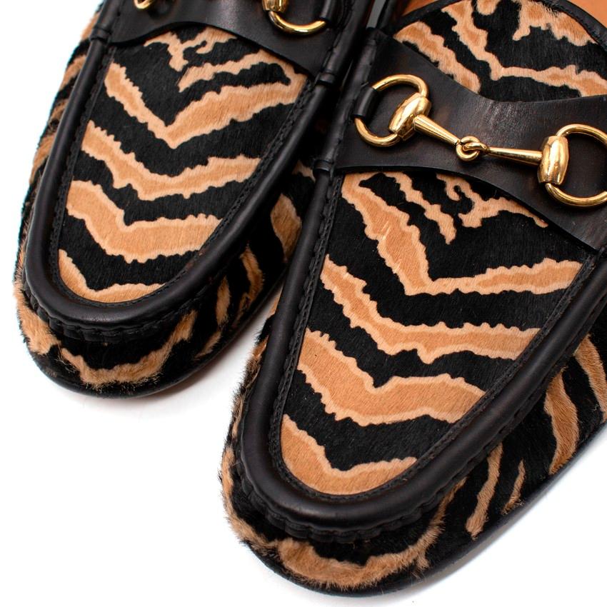 Gucci Black & Beige Tiger Print Horsebit Loafer 1