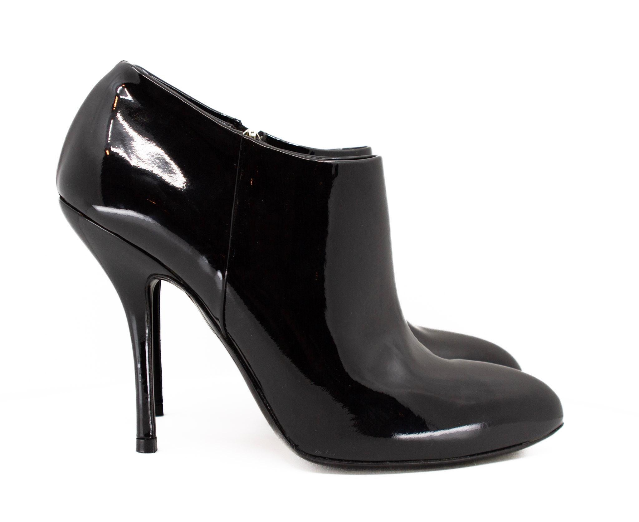 Donna Stivaletti neri Gucci in vendita