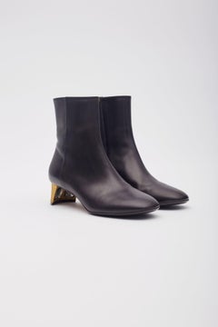 Gucci Black Calfskin Diamond Heels 35 Ankle Boots