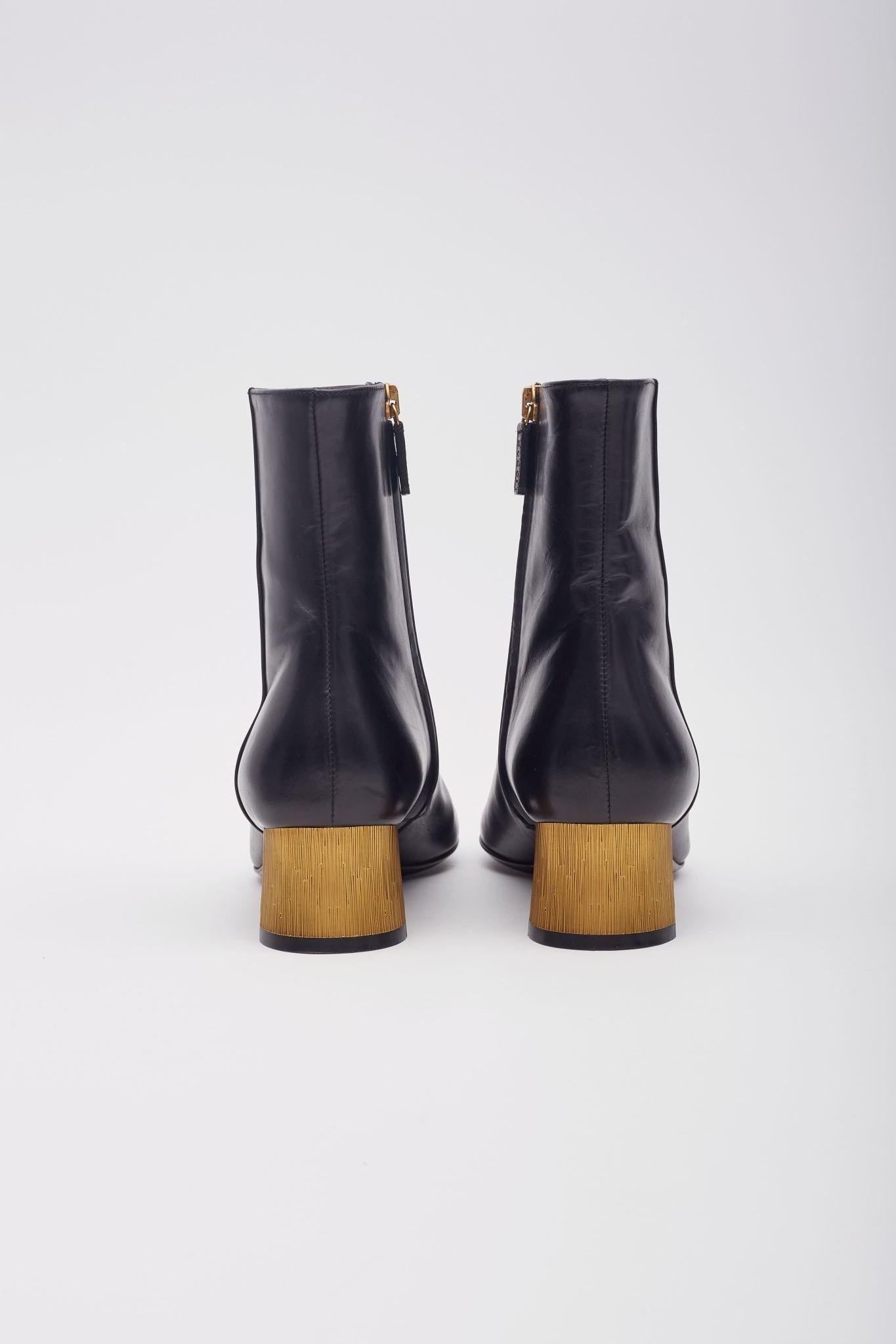Gucci Schwarzes Kalbsleder Diamond Heels 35 Ankle Boots Damen im Angebot