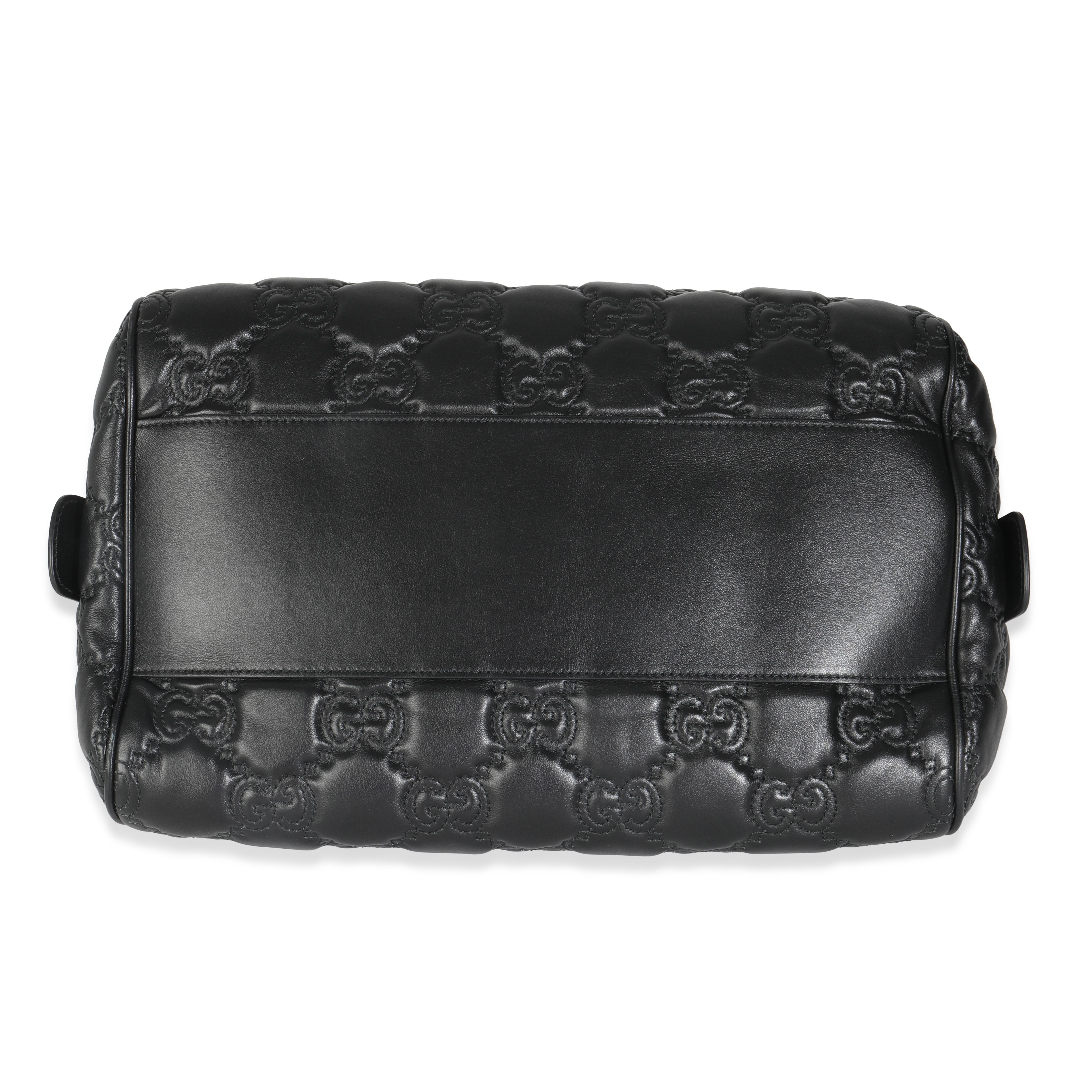 Bolso bombín mediano Gucci GG Matelasse de piel de becerro negra en venta 3