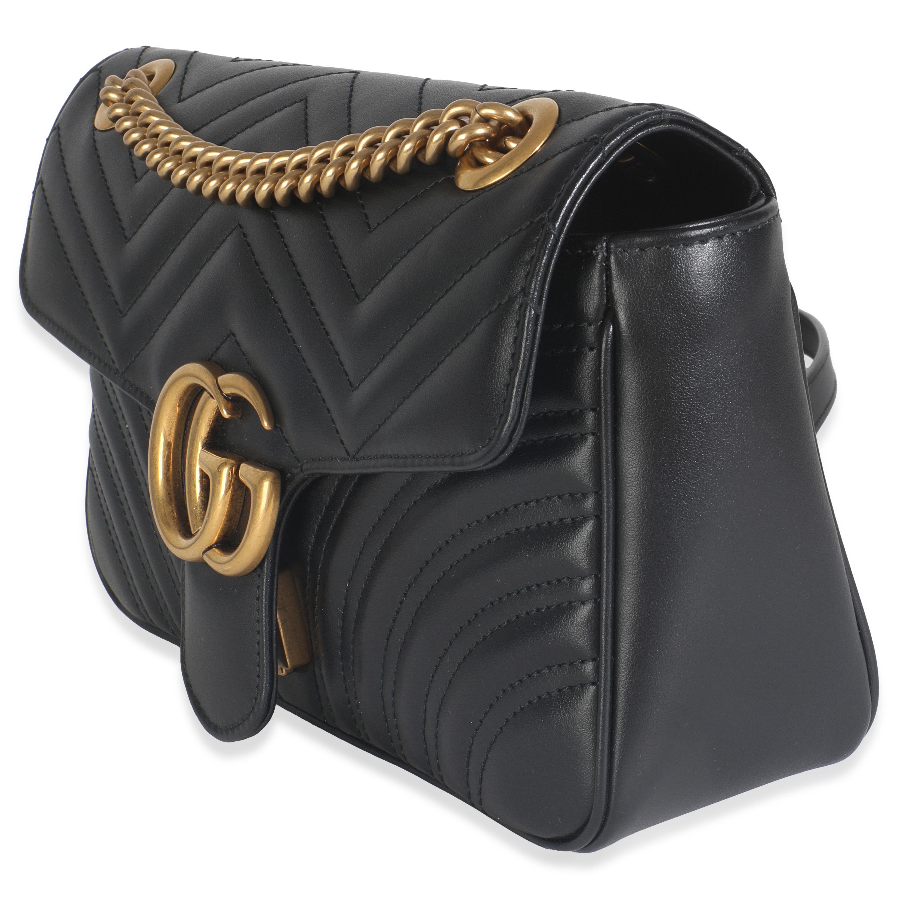Gucci Black Calfskin Matelasse Medium GG Marmont Shoulder Bag Excellent état - En vente à New York, NY