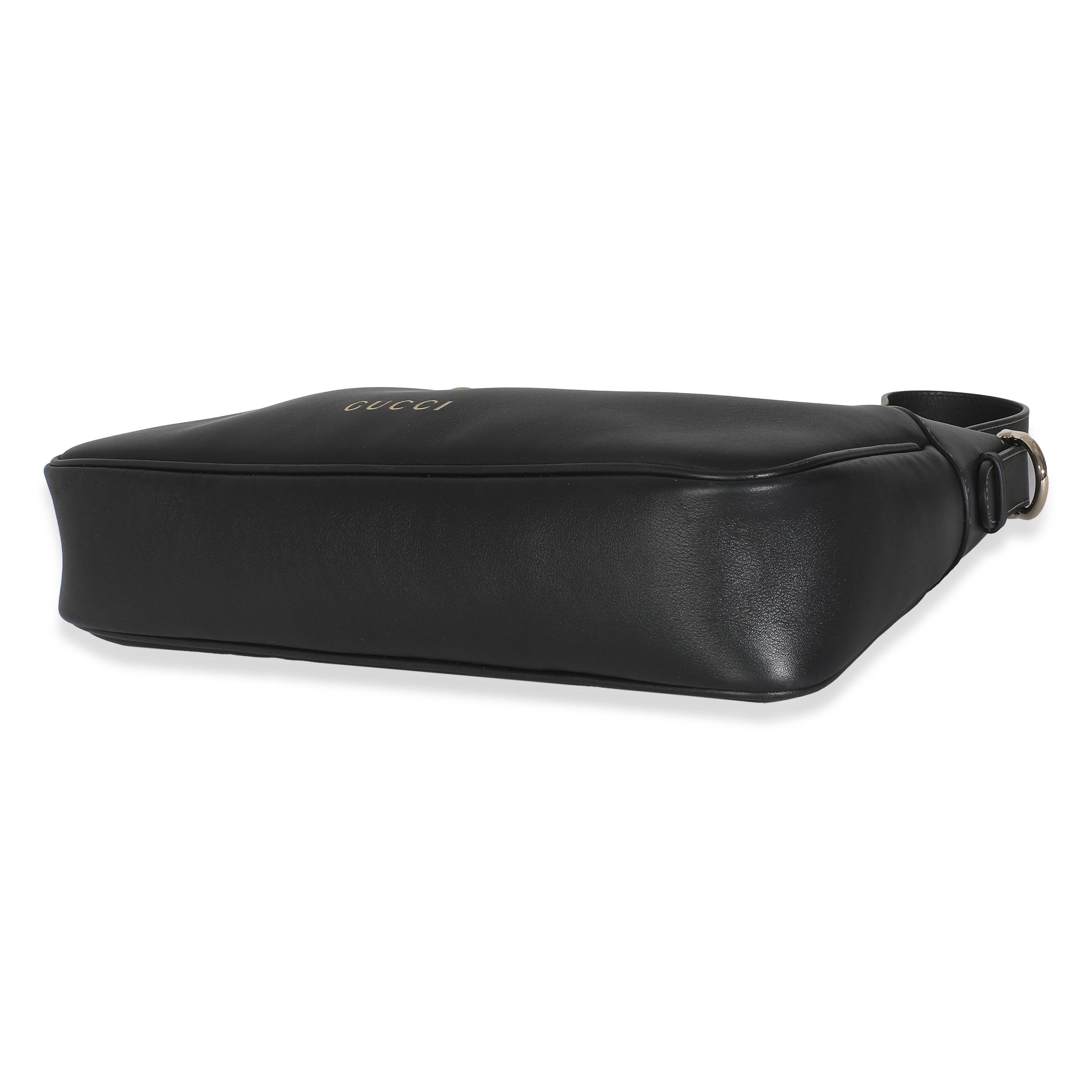 Gucci Schwarze Umhängetasche aus Kalbsleder mit GG-Emblem im Angebot 3