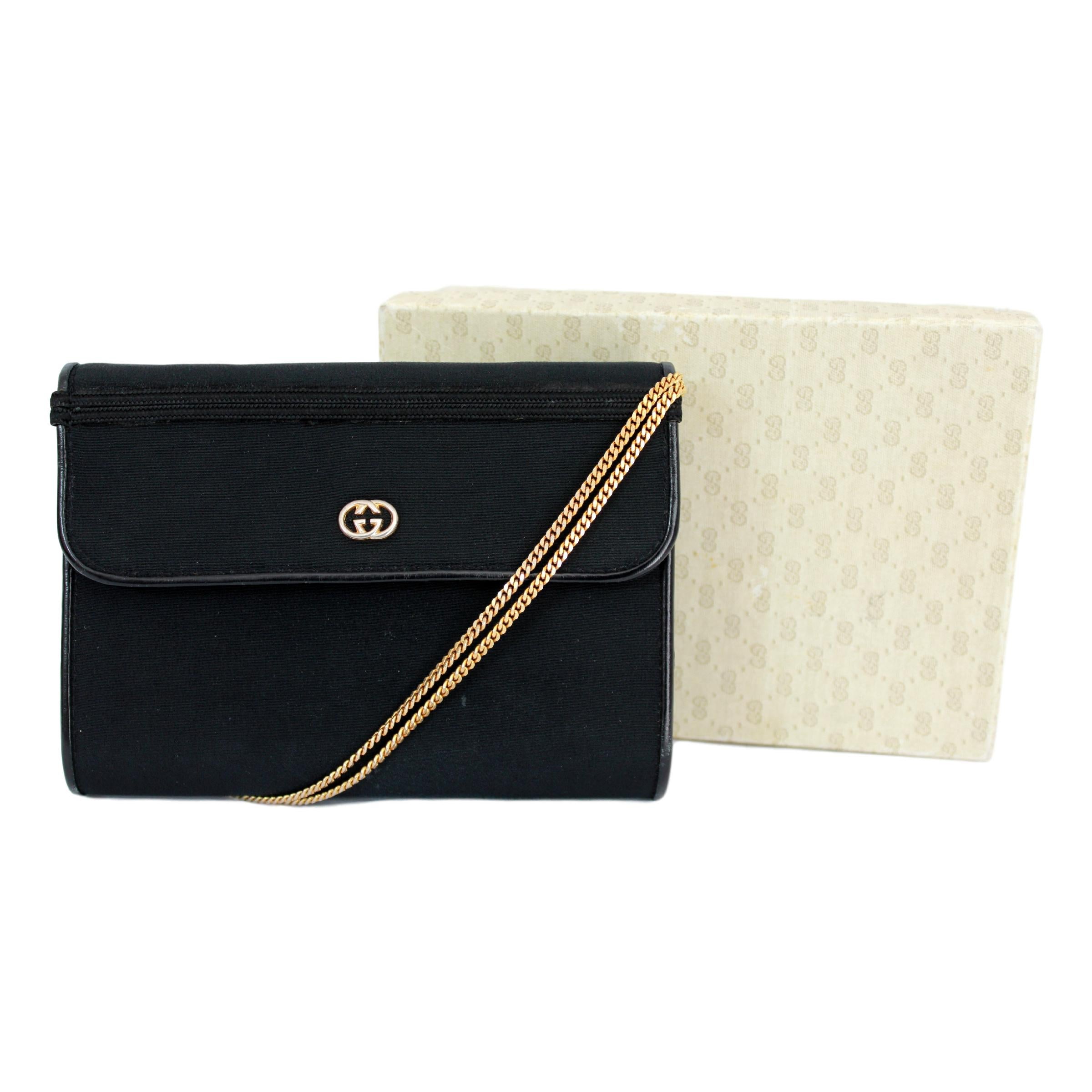 Gucci clutch bag with chain outlet