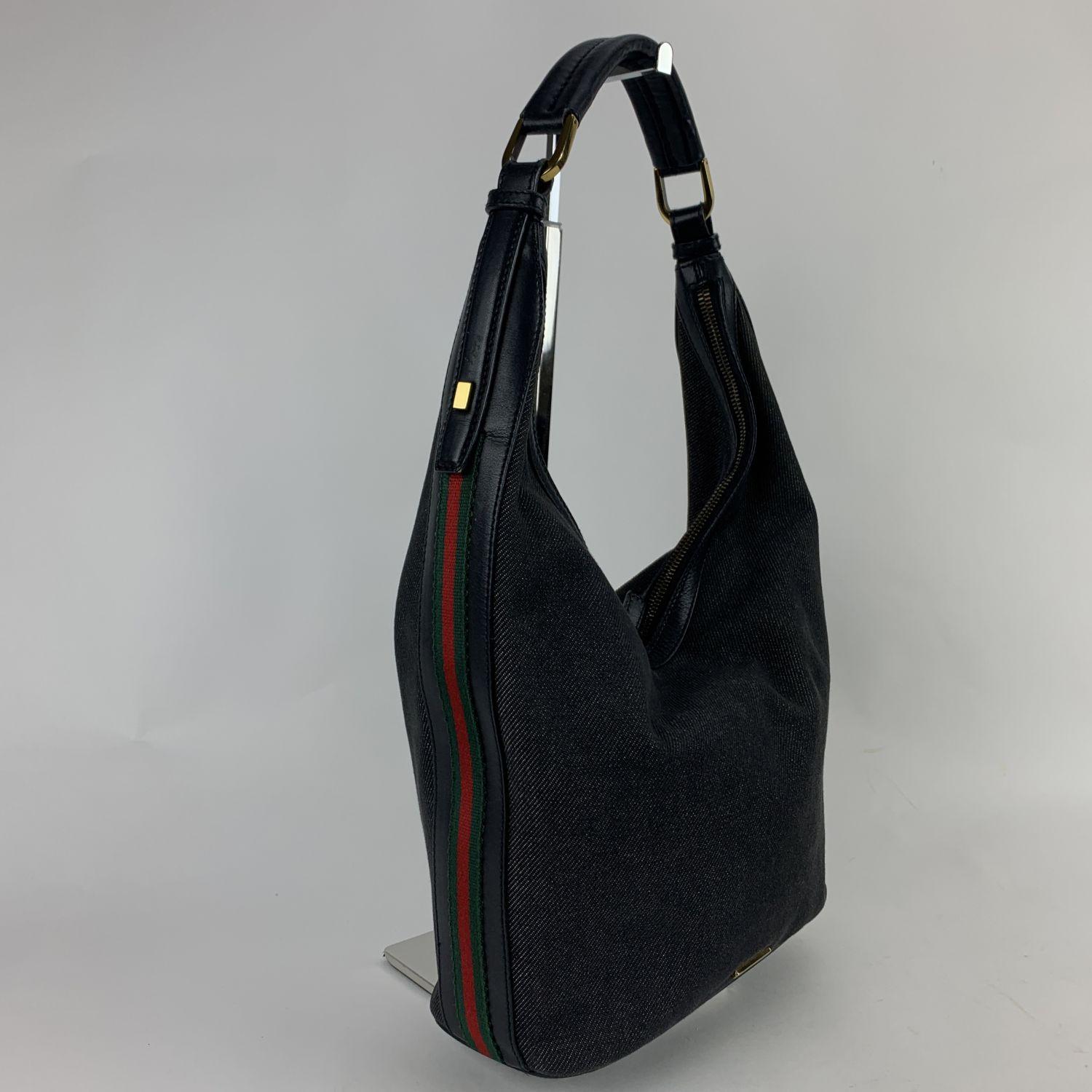 Gucci Black Canvas Hobo Shoulder Bag Tote with Stripes In Excellent Condition In Rome, Rome