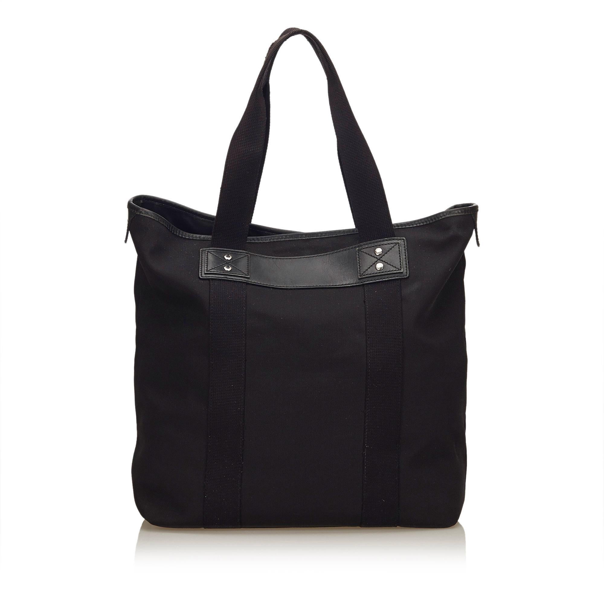 Gucci Black Canvas Tote Bag In Good Condition For Sale In Orlando, FL