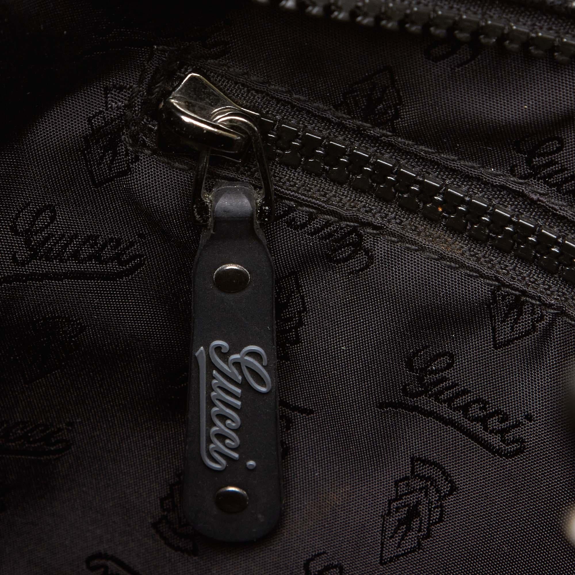Gucci Black Coated Canvas Crossbody Bag im Angebot 3