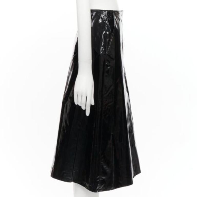 GUCCI black coated cotton vinyl silver buckle punk kilt pleated skirt IT38 XS In Excellent Condition For Sale In Hong Kong, NT