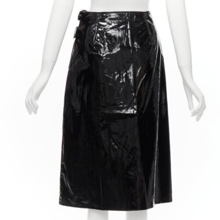 Women's GUCCI black coated cotton vinyl silver buckle punk kilt pleated skirt IT38 XS For Sale