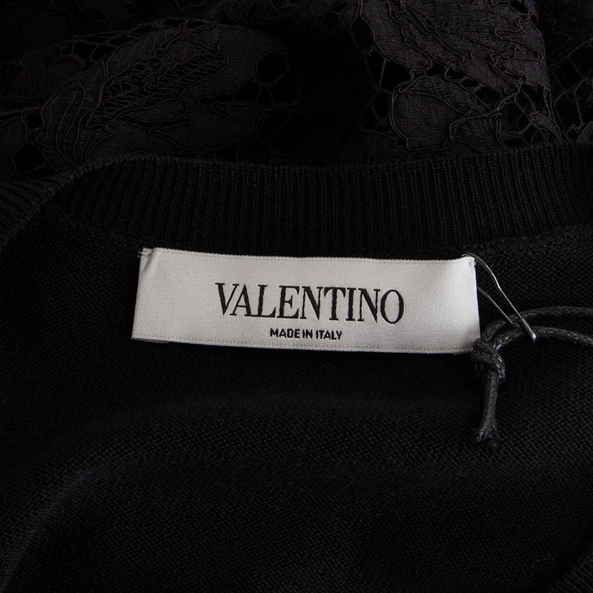 VALENTINO black cotton viscose KNIT & LACE Short Sleeve Shirt 44 L For Sale 1