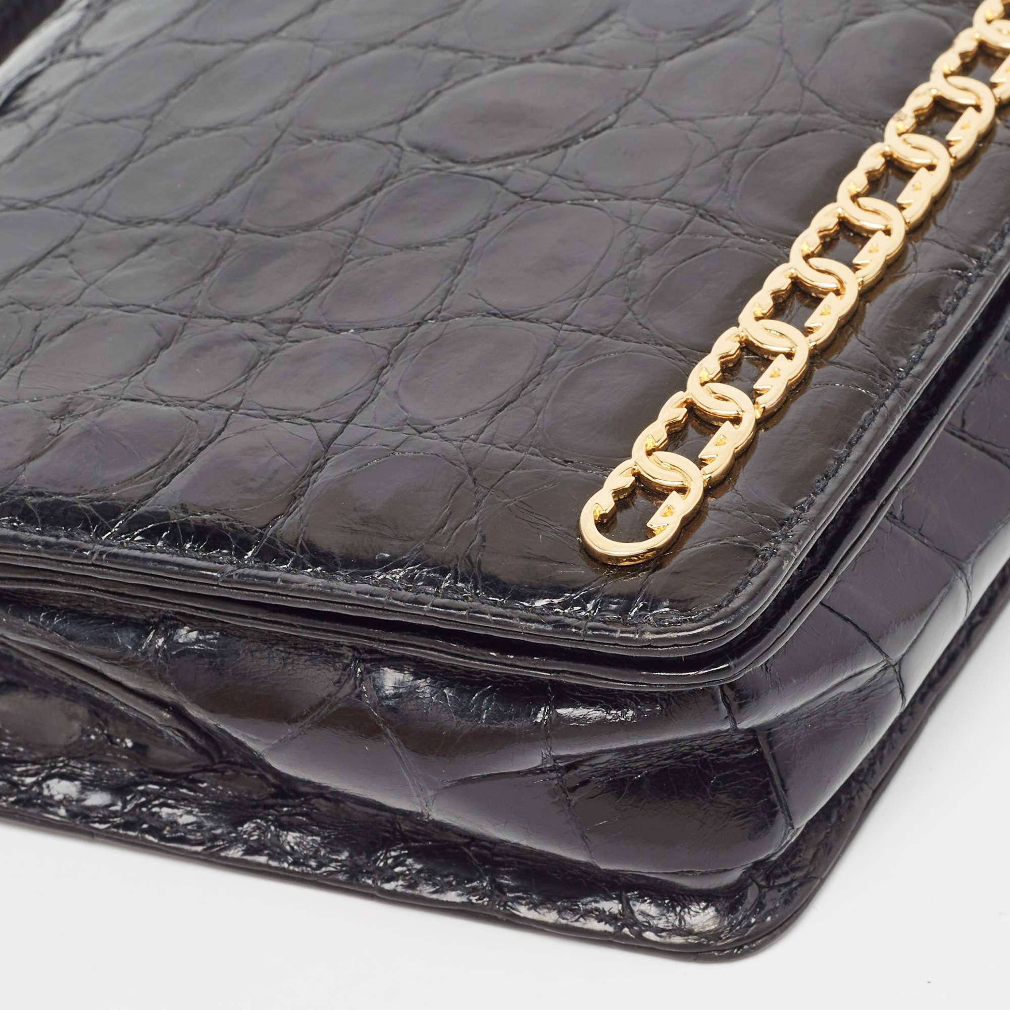 Gucci Black Crocodile Leather Interlocking GG Flap Crossbody Bag For Sale 9