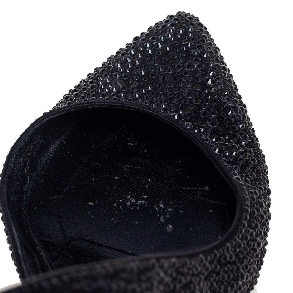 Gucci Black Crystal Embellished Satin and Suede Noah D'Orsay Pumps Size 39 For Sale 3