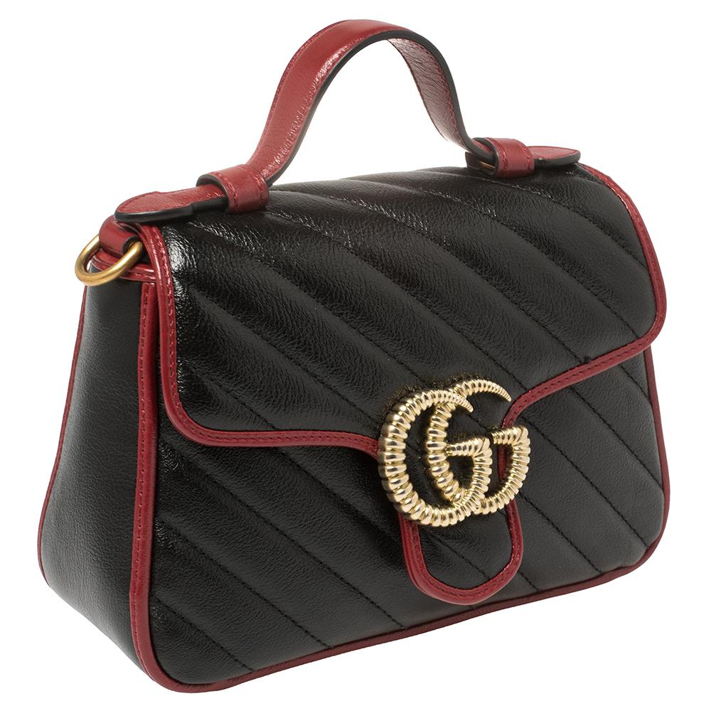 Gucci Schwarz Diagonale Steppleder Mini GG Marmont Torchon Top Handle Bag im Zustand „Neu“ in Dubai, Al Qouz 2